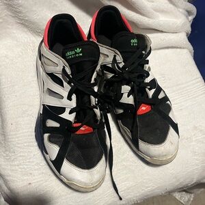 Adidas Dimension Low White/ Core Black Used Size 12